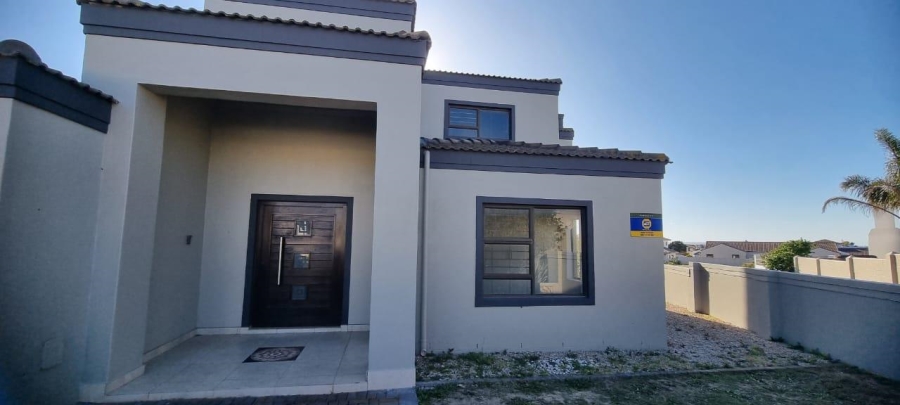 4 Bedroom Property for Sale in Country Club Western Cape